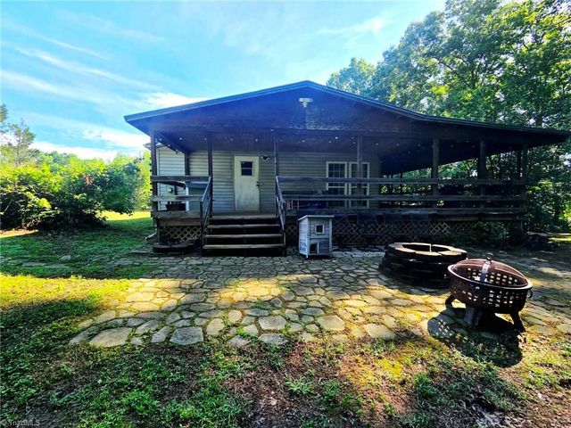 9661 Hampton Road, Lexington, NC 27295