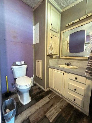 9661 Hampton Road, Lexington, NC 27295