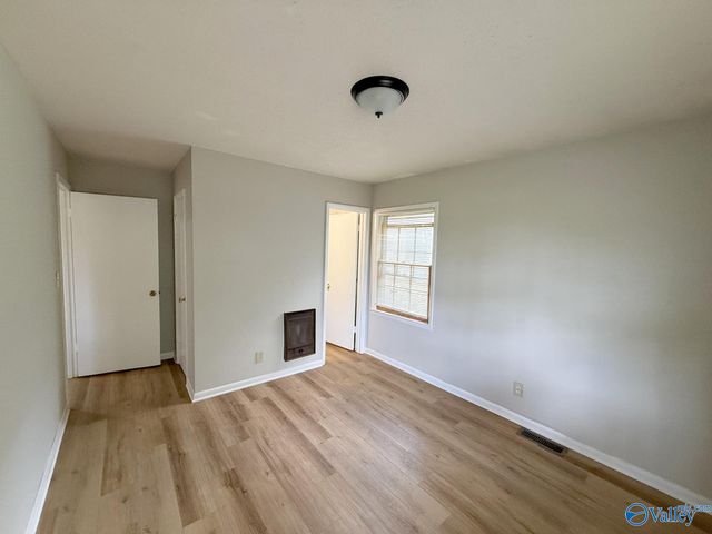 2522 Aspen Avenue NW, Huntsville, AL 35810