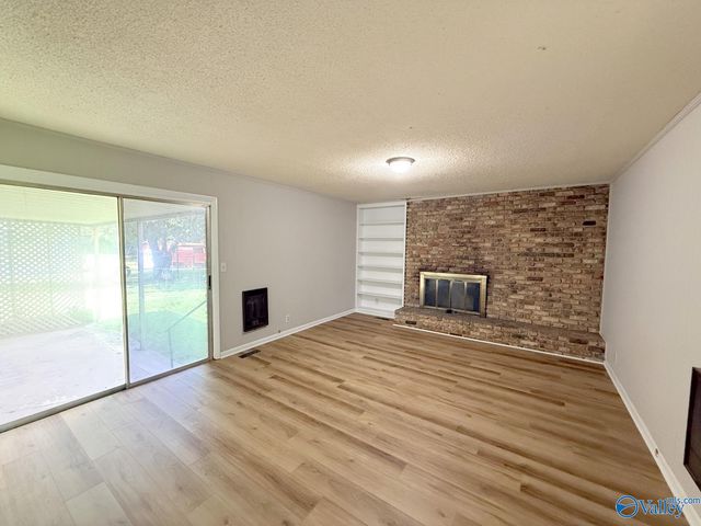 2522 Aspen Avenue NW, Huntsville, AL 35810