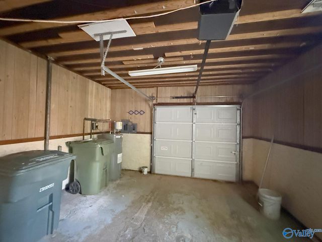 2522 Aspen Avenue NW, Huntsville, AL 35810