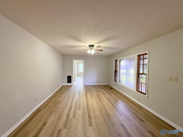 2522 Aspen Avenue NW, Huntsville, AL 35810