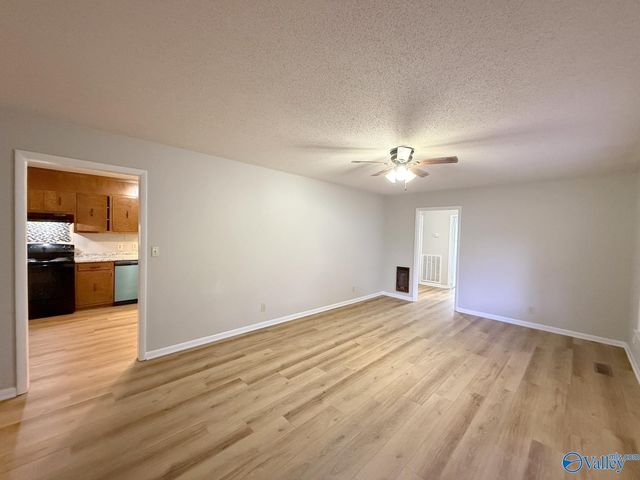 2522 Aspen Avenue NW, Huntsville, AL 35810