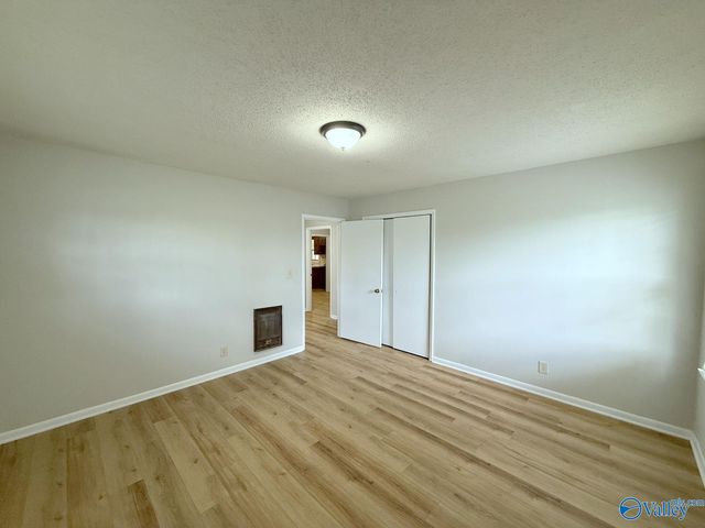 2522 Aspen Avenue NW, Huntsville, AL 35810