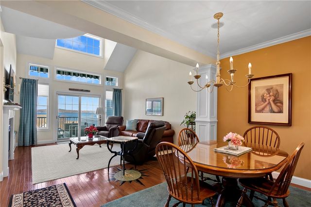 9 Cutter Lane, Tiverton, RI 02878