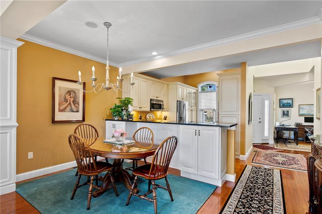 9 Cutter Lane, Tiverton, RI 02878