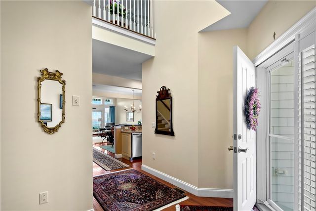 9 Cutter Lane, Tiverton, RI 02878