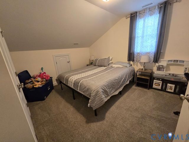 313 Briarwood Dr, Farmville, VA 23901