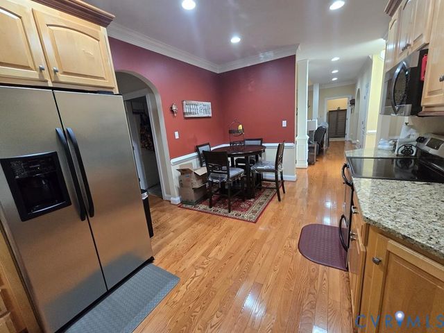 313 Briarwood Dr, Farmville, VA 23901