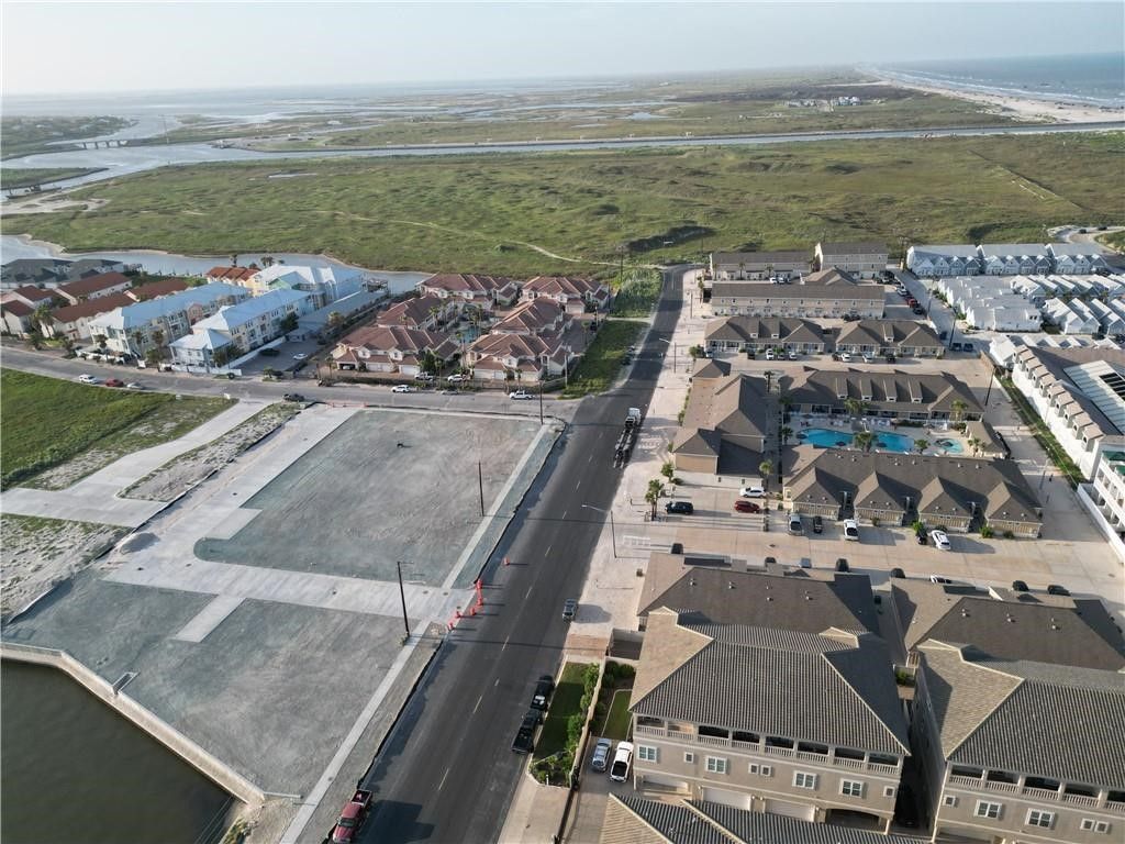 14901 Leeward Dr, Corpus Christi, TX 78418 — photo 4