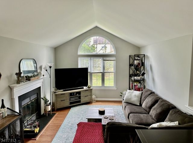 1404 Pinhorn Dr, Bridgewater Twp., NJ 08807