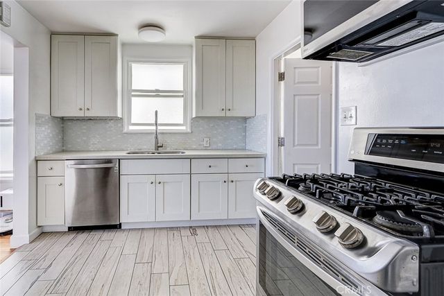 528 -530 The Strand, Hermosa Beach, CA 90254