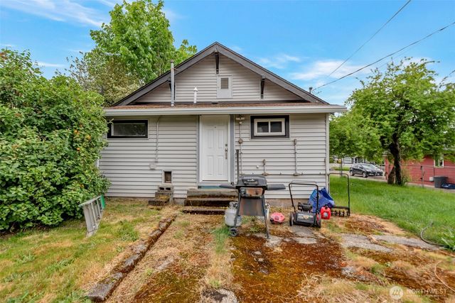 6820 S Huson Street, Tacoma, WA 98409