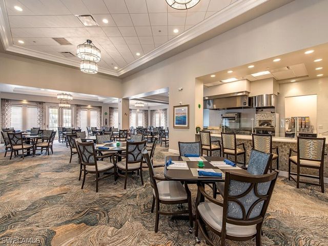 4815 Aston Gardens WAY B-202, Naples, FL 34109