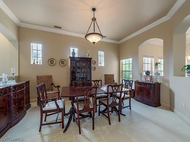 4815 Aston Gardens WAY B-202, Naples, FL 34109