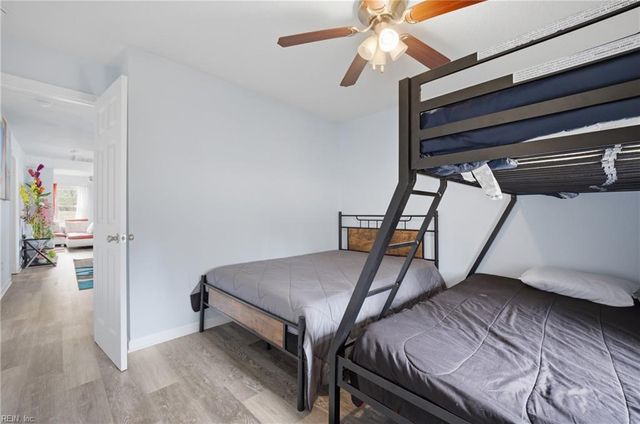 2111 Jenkins Neck RD, Gloucester Point, VA 23062