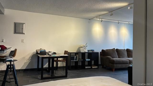 150-38 Union Turnpike 8B, Flushing, NY 11367