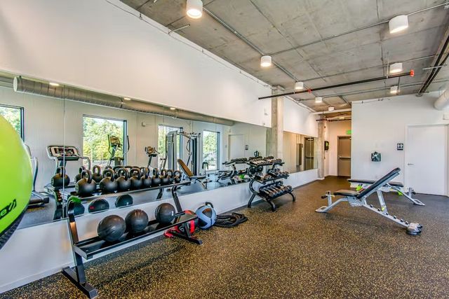 920 King Hollands Ave Apt 114, Nashville, TN 37203