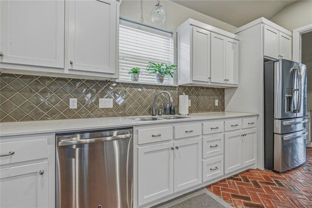 113 Chardonnay Lane, Norman, OK 73071