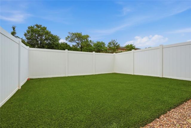 113 Chardonnay Lane, Norman, OK 73071