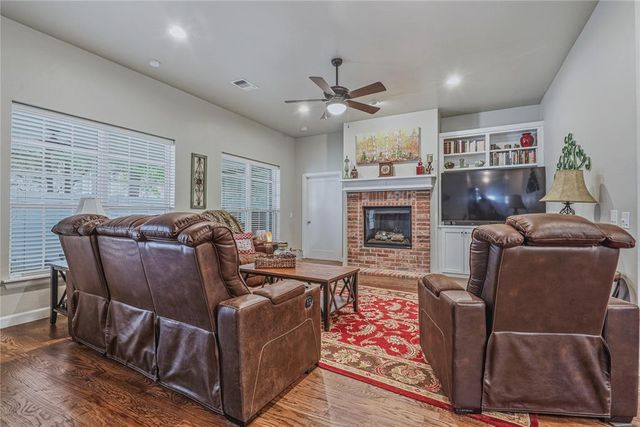113 Chardonnay Lane, Norman, OK 73071