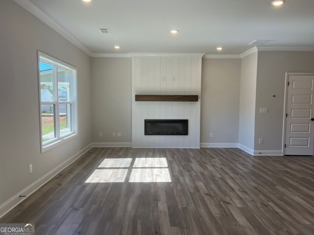 3546 Iron Hearth Bend 95C, Snellville, GA 30039