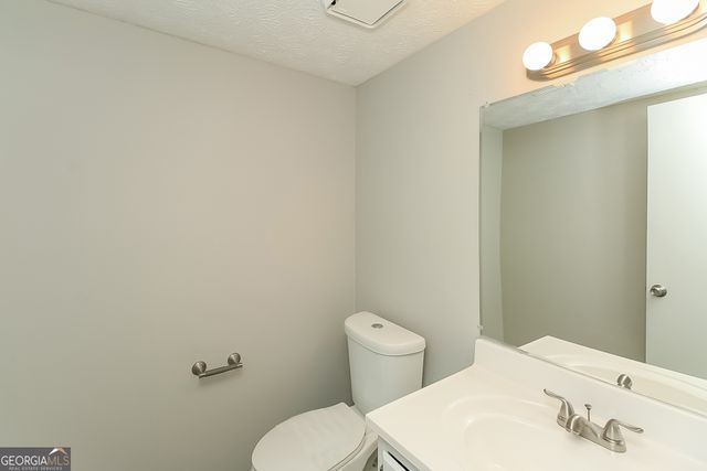 8070 Linda Court, Jonesboro, GA 30238