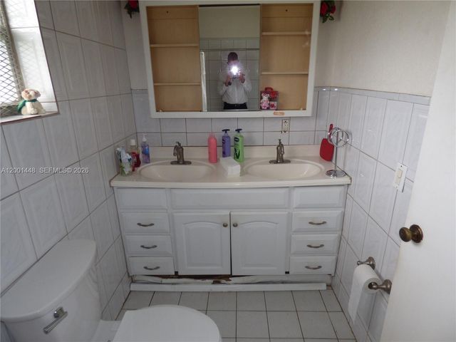 11000 NW 21st Ct, Miami, FL 33167