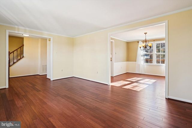 12179 QUEENS BRIGADE DR, Fairfax, VA 22030