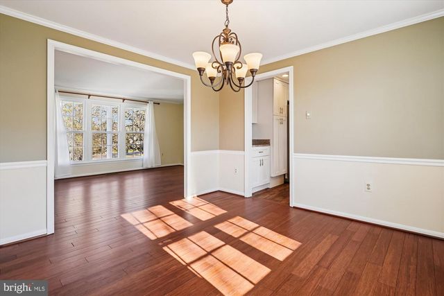 12179 QUEENS BRIGADE DR, Fairfax, VA 22030