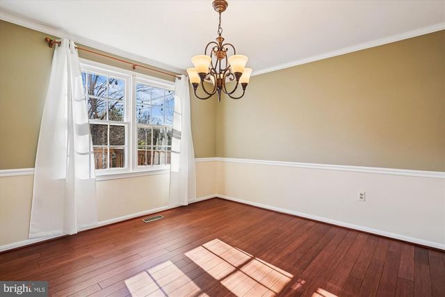 12179 QUEENS BRIGADE DR, Fairfax, VA 22030