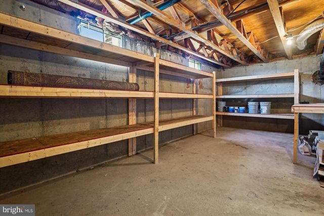 12179 QUEENS BRIGADE DR, Fairfax, VA 22030