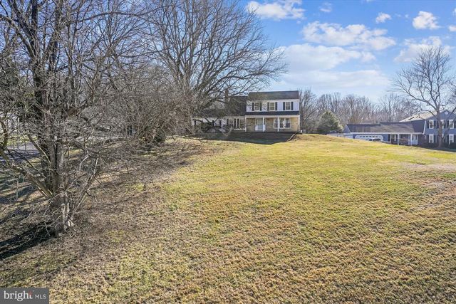 12179 QUEENS BRIGADE DR, Fairfax, VA 22030