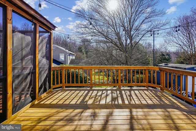 12179 QUEENS BRIGADE DR, Fairfax, VA 22030