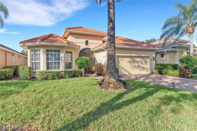 6757 Bent Grass DR, Naples, FL 34113
