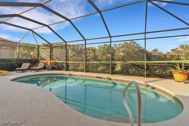 6757 Bent Grass DR, Naples, FL 34113