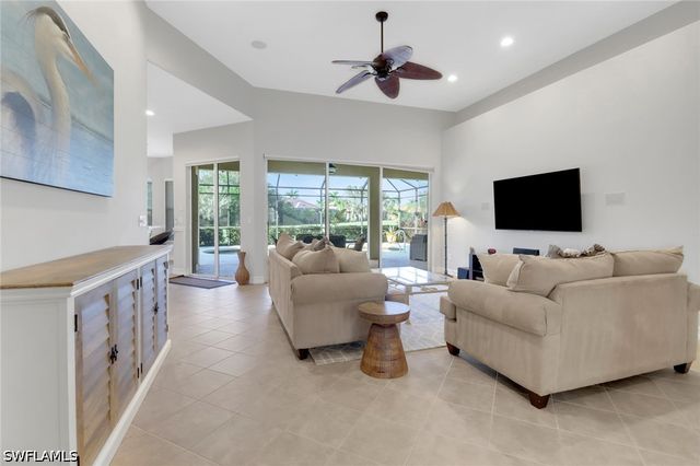 6757 Bent Grass DR, Naples, FL 34113