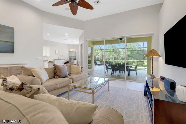 6757 Bent Grass DR, Naples, FL 34113