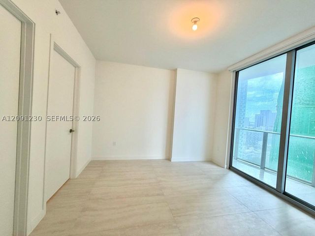 77 SE 5th st 2506, Miami, FL 33131