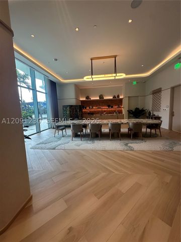 77 SE 5th st 2506, Miami, FL 33131