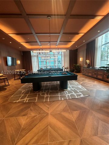 77 SE 5th st 2506, Miami, FL 33131