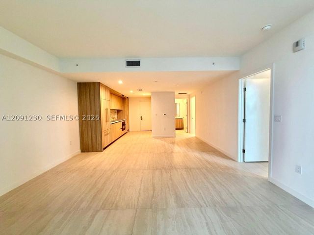 77 SE 5th st 2506, Miami, FL 33131