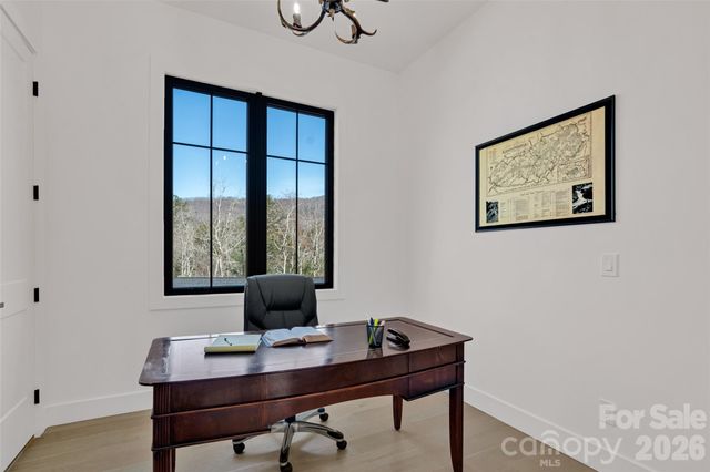 26 Pineview Road, Fairview, NC 28730