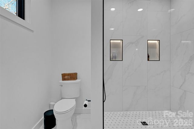 26 Pineview Road, Fairview, NC 28730