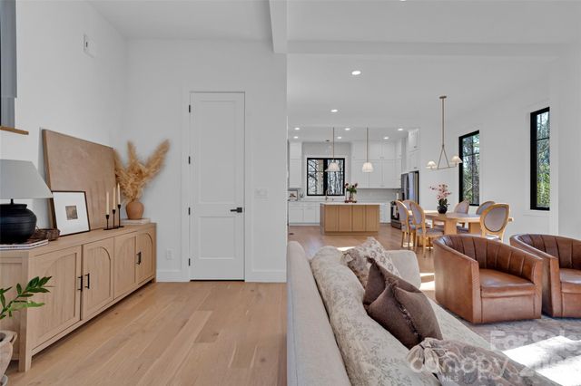 26 Pineview Road, Fairview, NC 28730