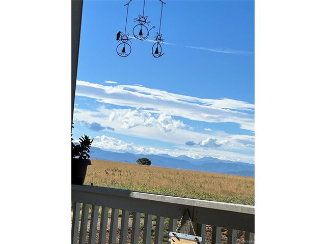 201 Maddox Ln, Erie, CO 80516