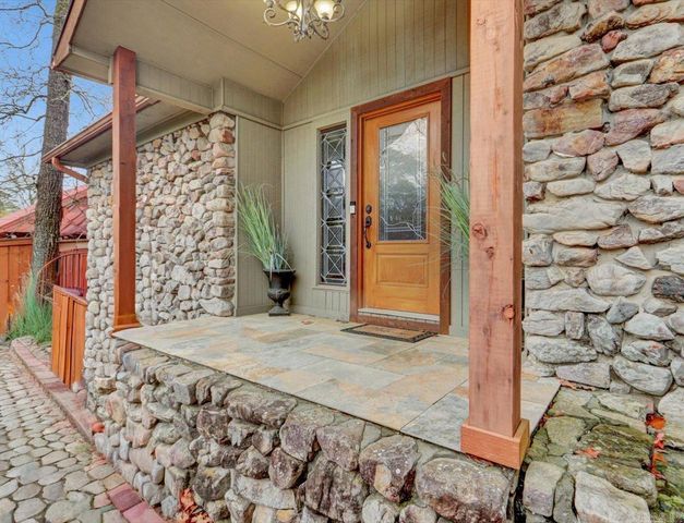 290 Vanadium Circle, Hot Springs, AR 71901