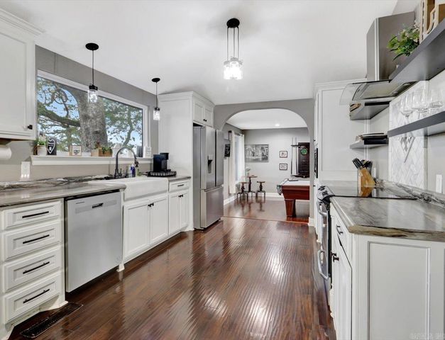 290 Vanadium Circle, Hot Springs, AR 71901