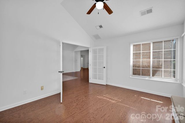 3524 S Bank Court, Matthews, NC 28105