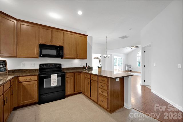 3524 S Bank Court, Matthews, NC 28105